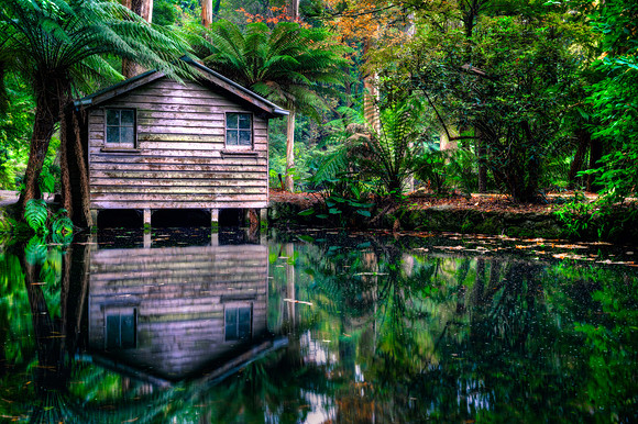 Dandenong Lake Boat House